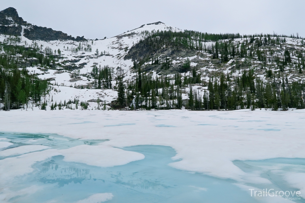 Winter Backpacking - Ultralight Winter Travel Book