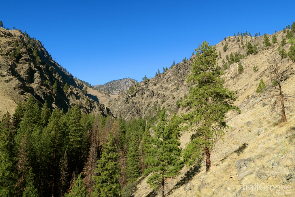 Hiking Owl Creek Canyon Idaho