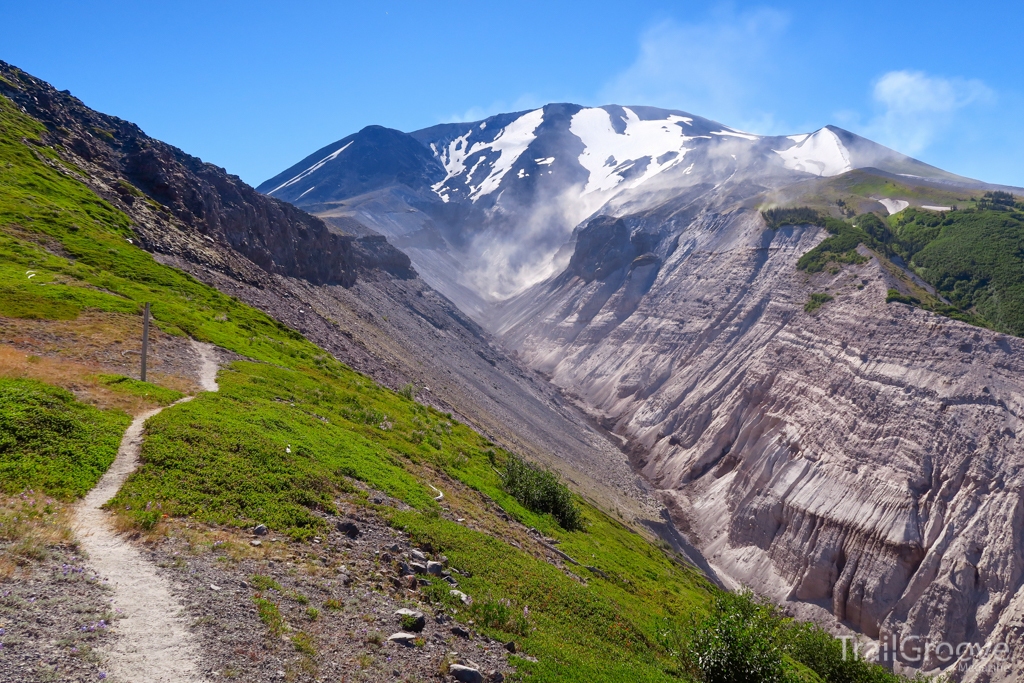 Backpacking the Loowit Trail