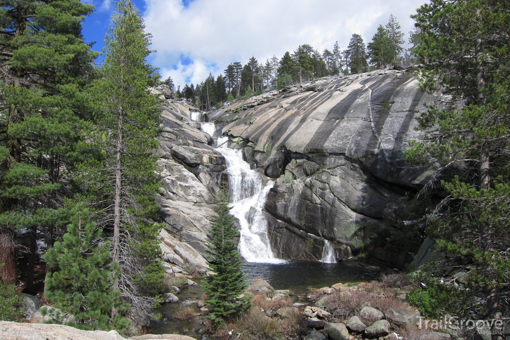 Hiking Chilnualna Falls