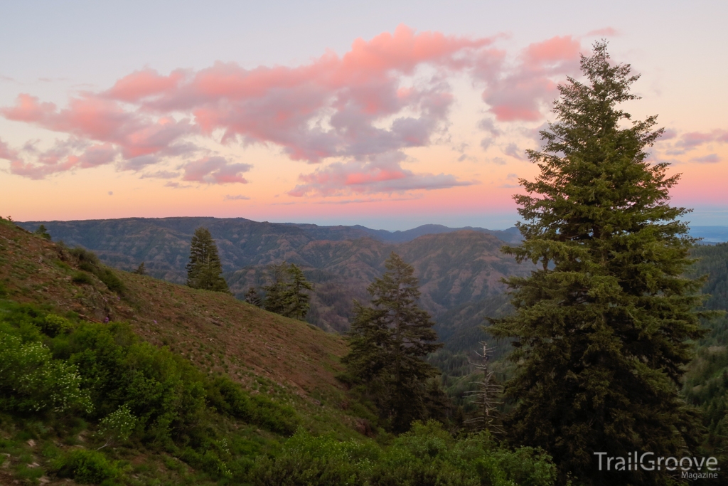 Summit View - Fire Lookout Hiking and Backpacking