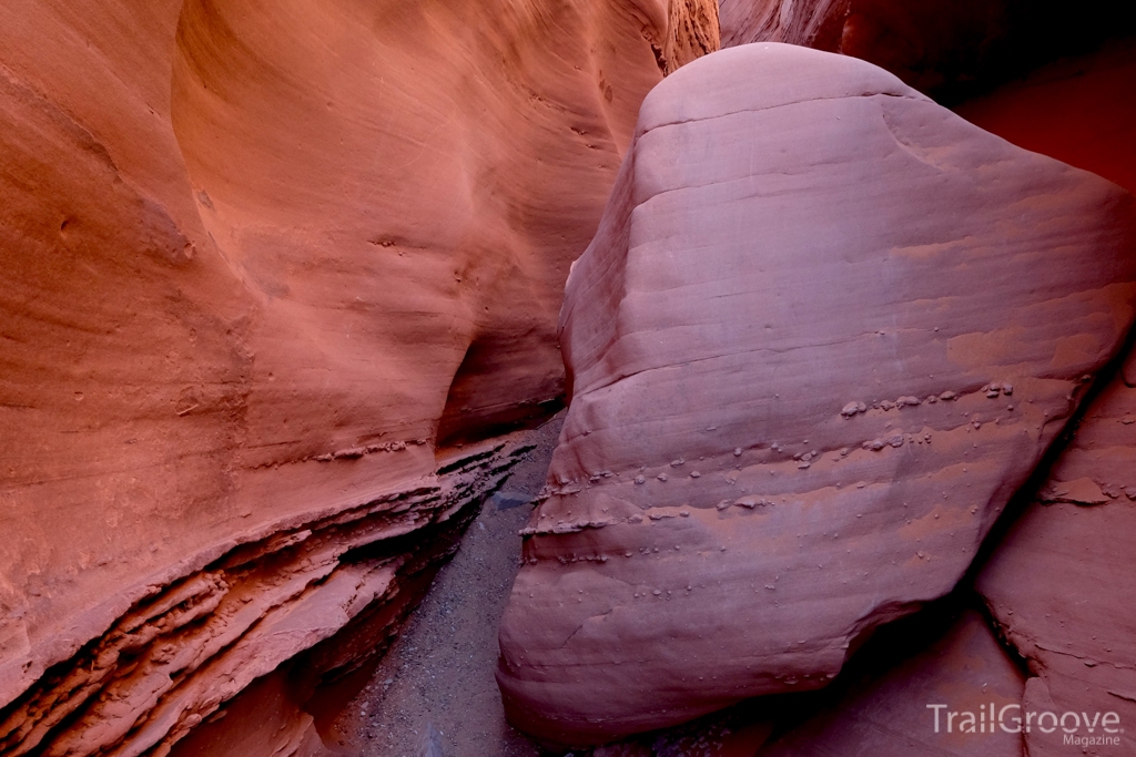 Hiking Spooky Gulch in Utah