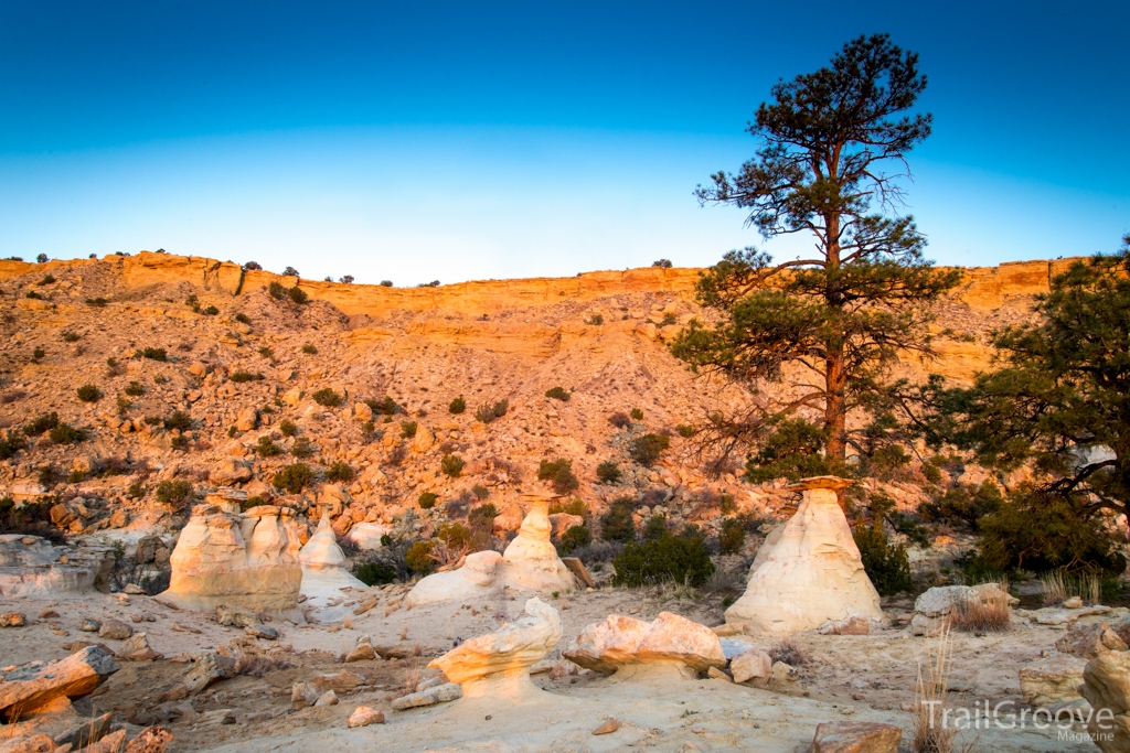 Hiking in the Ojito Wilderness