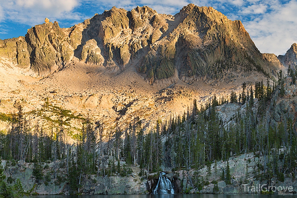 Lake and Peak - Hiking in the Sawtooths