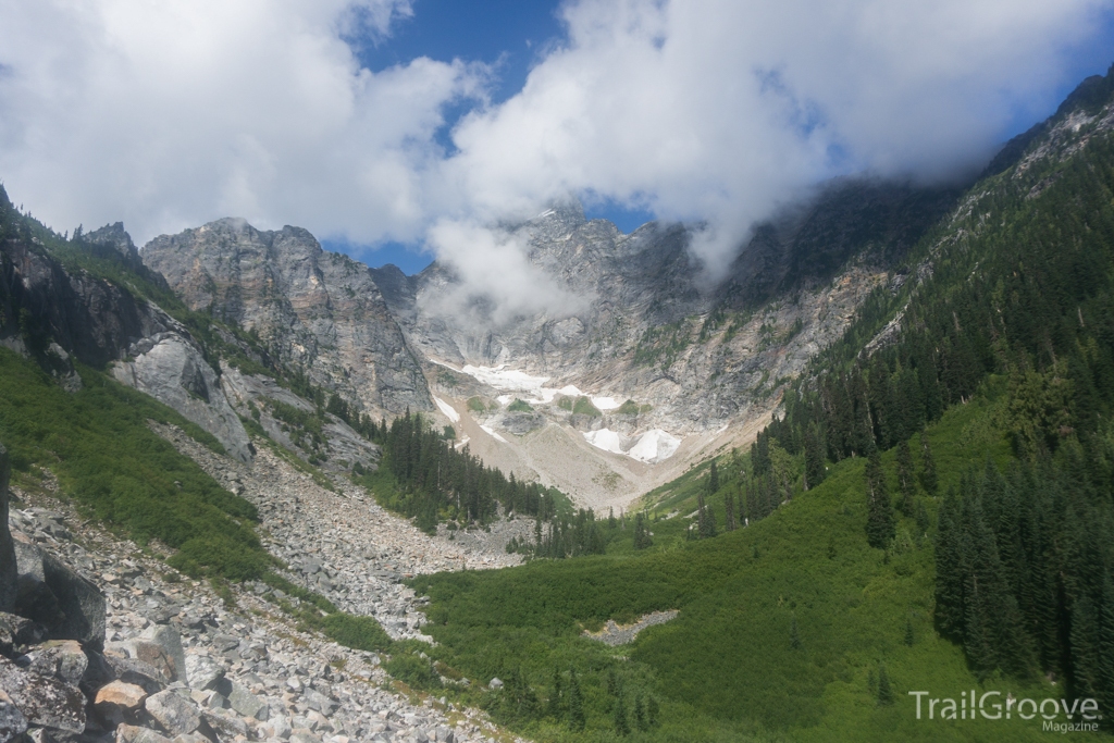 Hiking Luna Peak Washington